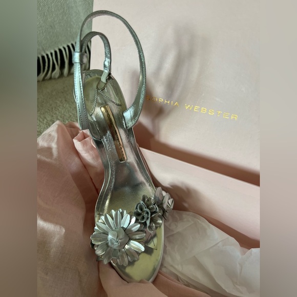 Sophia Webster Lilico sandal in silver, size 8.5 M - Picture 3 of 11